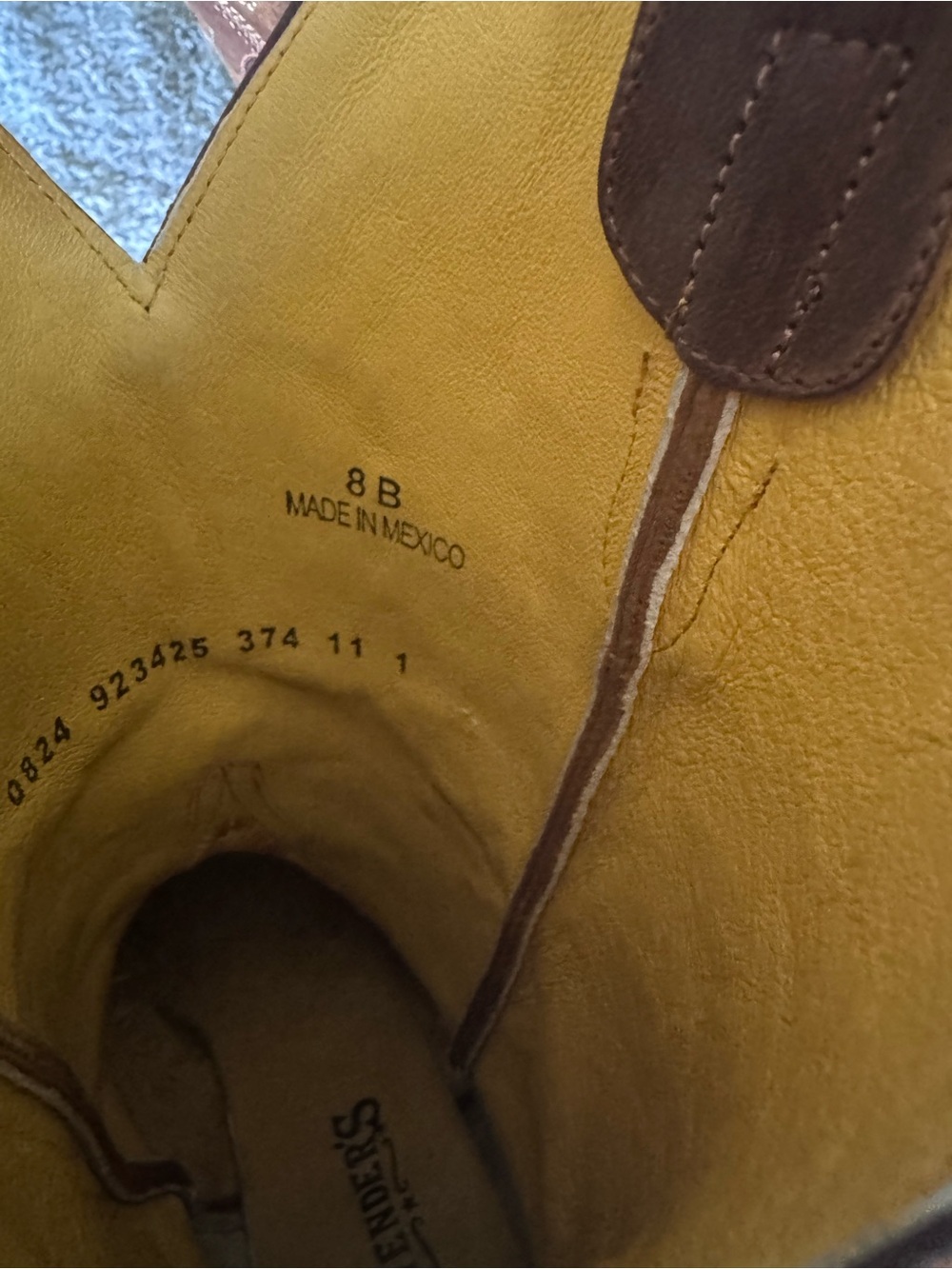 Cavender’s Brown Leather Western Cowboy Boots - Picture 2 of 4